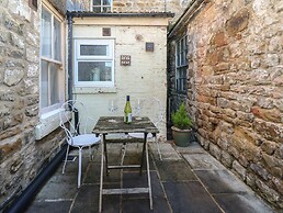 8 Market Place