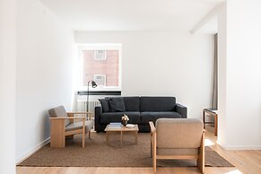 Queens Courtyard