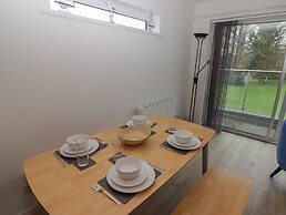 19 Coedrath Park