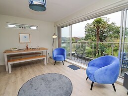 36 Coedrath Park