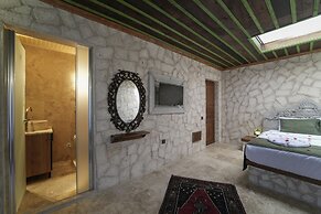By Yüksel Cave Hotel