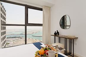Modern Panoramic Sea View Apt on Al Reem Island