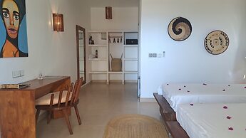 Aluna Beach Apartments