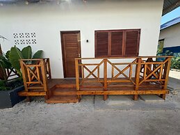 Aluna Beach Apartments