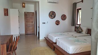 Aluna Beach Apartments