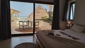 Aluna Beach Apartments