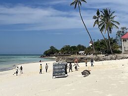 Aluna Beach Apartments