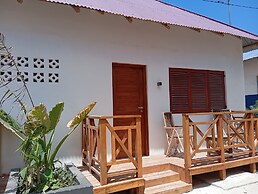 Aluna Beach Apartments