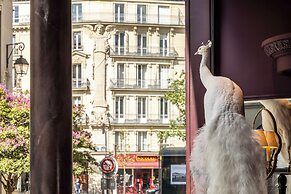 UNE AUTRE CHAMBRE