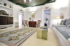 Immaculate 5-bed Villa in Klouvas - Villa Alkmini