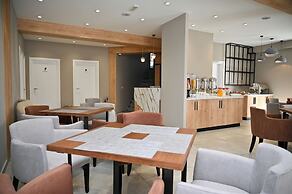 MondurO Hotel