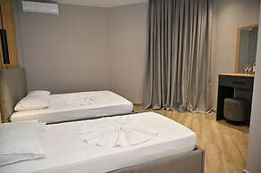 MondurO Hotel