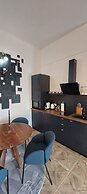 Opera apartments