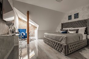 Opera apartments