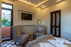 Yanis Guest House