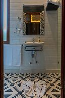 Yanis Guest House