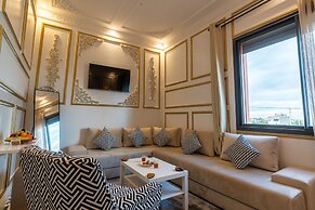 Yanis Guest House