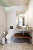 Casa con amplia terraza y jacuzzi