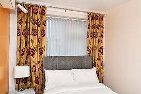stylish 6 bed home