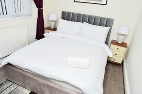 stylish 6 bed home
