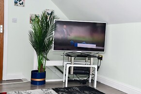 stylish 6 bed home