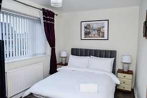 stylish 6 bed home