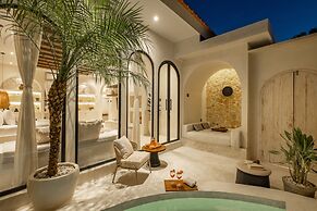 Romantic Villa - Ultimate Love Sanctuary