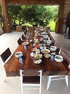 Vang Vieng Romantic Mountain View Resort