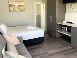 Waters Edge Holiday Park
