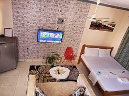 Lux Suites La Vida Studio Apartment