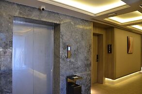Crown Suite