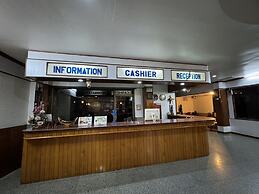 MR. Mac's Place
