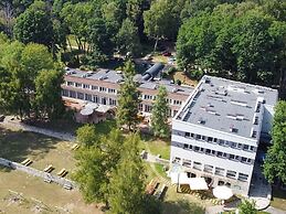Hotel Malinowski Leśny