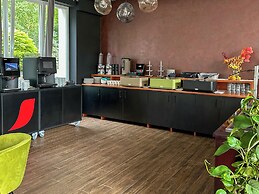 Hotel Malinowski Leśny