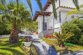 YourHome - Villa Claudette