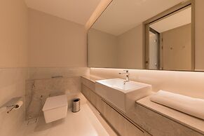 Comfortable 2BR Address Harbour Point