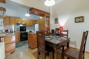 Charming Central Corfu Apartment