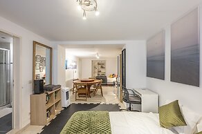 Euro Edens Bed & Breakfast