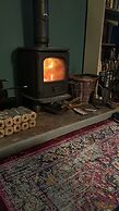 Lowri Cottage Hotel