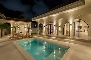 Tropical 3BR Villa in Canggu