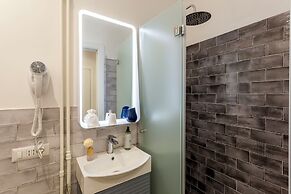 Romi Suite