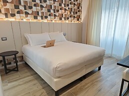 Romi Suite