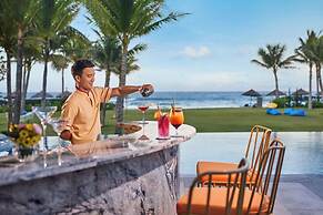 Royal Beachfront Villas & Spa Danang