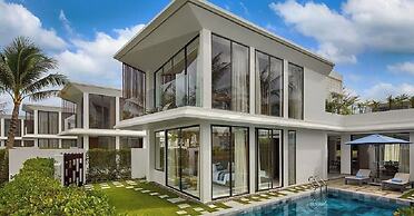 Royal Beachfront Villas & Spa Danang