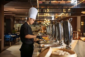 Royal Beachfront Villas & Spa Danang