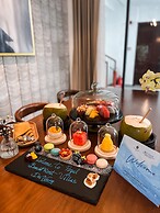 Royal Beachfront Villas & Spa Danang