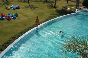 Royal Beachfront Villas & Spa Danang