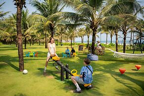 Royal Beachfront Villas & Spa Danang