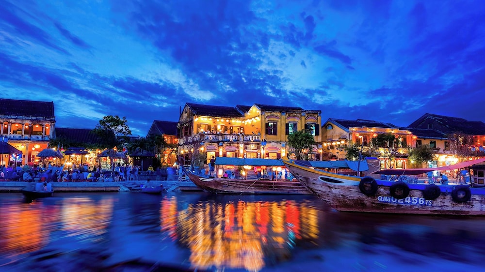 Royal Beachfront Villas & Spa Danang