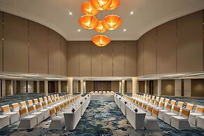 Royal Beachfront Villas & Spa Danang